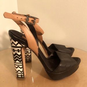 Black and white print high heeled sandals